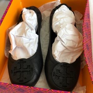8.5 EXCELLENT COND. TORY BURCH REVA BALLET FLAT